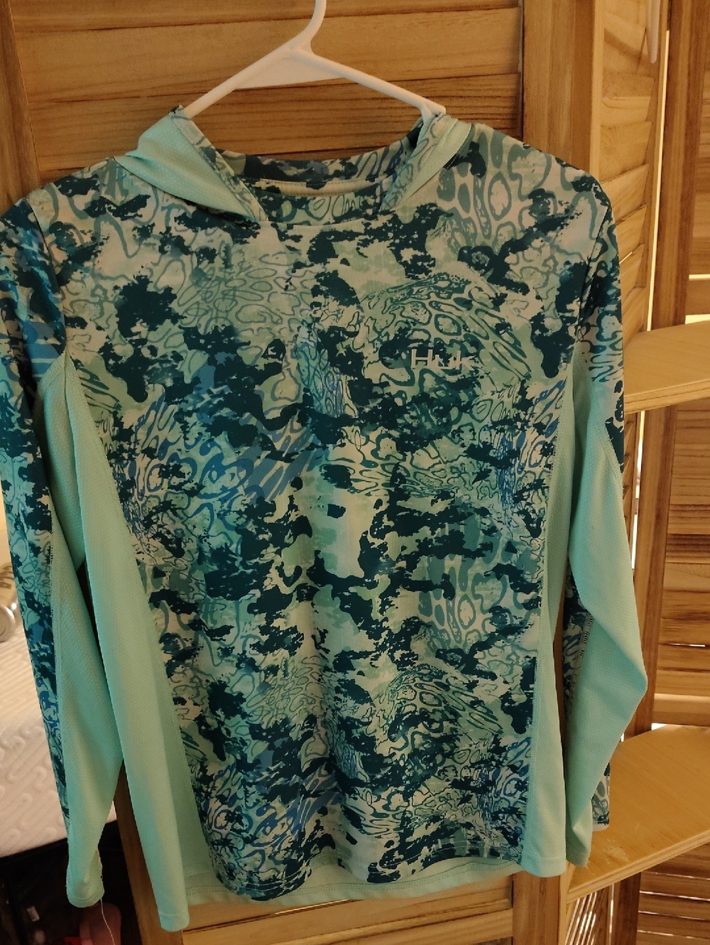 Huk Boys Long Sleeve Hoodie - Teal & Aqua Camouflage Print